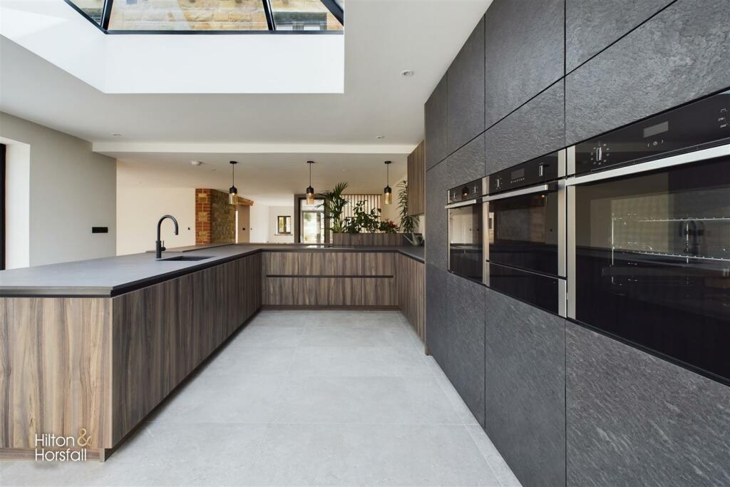 Additional image 18 of Rycroft Dairy, Wheatley Lane Road, Fence