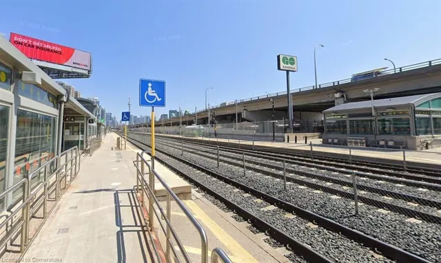 Additional image 24 of 135 East Liberty St Unit 2411