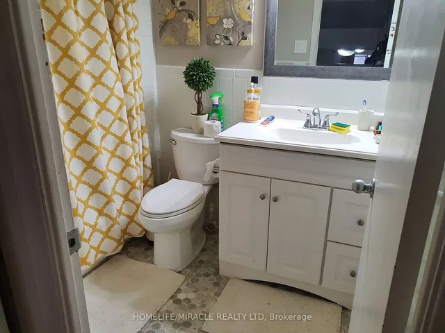 Additional image 17 of 3444 Laddie Cres