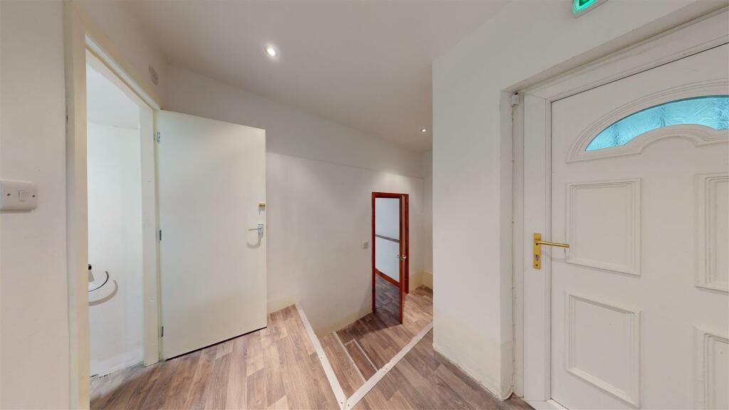 Additional image 8 of Retail Shop & Apartment. Earby