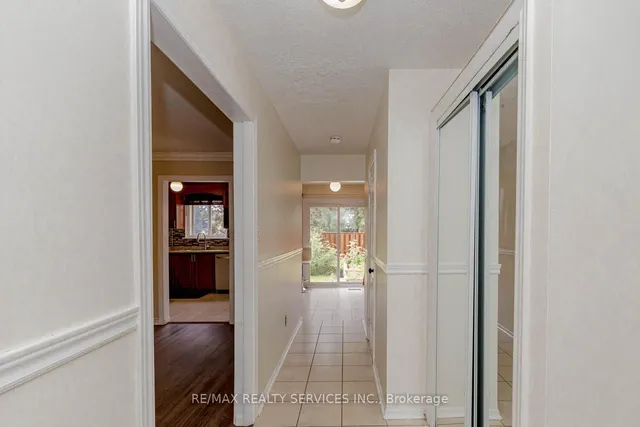 Additional image 8 of 82 Guildford Cres Unit 82