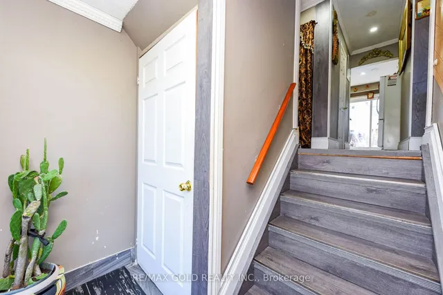 Additional image 5 of 7500 Goreway Dr Unit 35