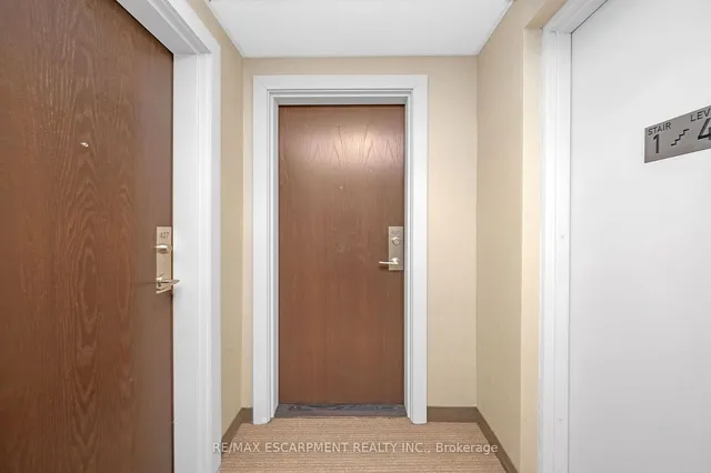 Additional image 8 of 216 Oak Park Blvd Unit 428