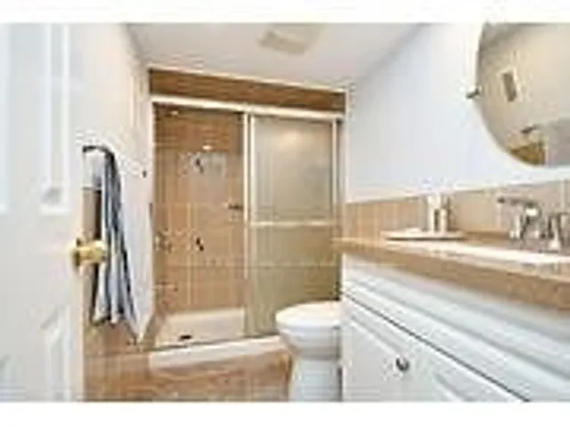 Additional image 38 of 225 Father Tobin Rd