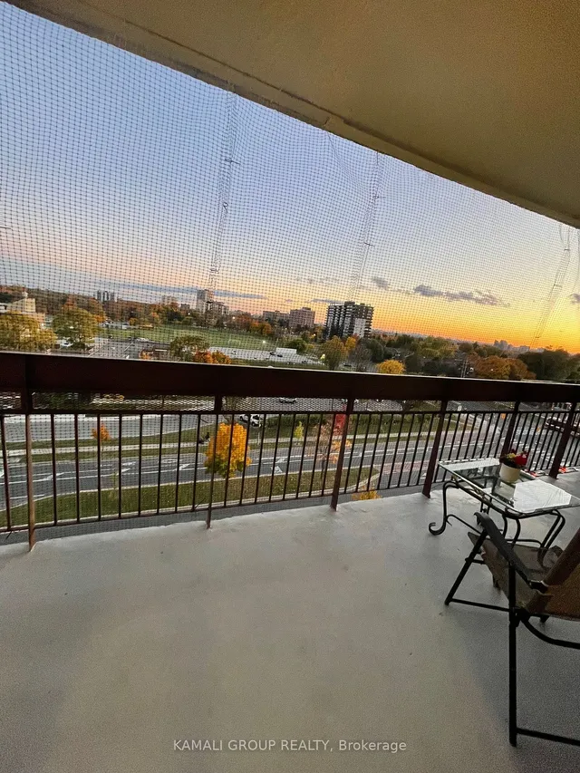 Additional image 20 of 4645 Jane St Unit 727