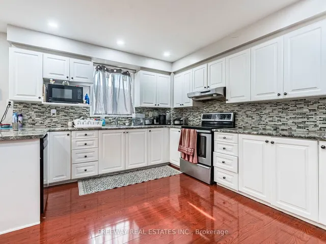 Additional image 13 of 60 Banting Cres