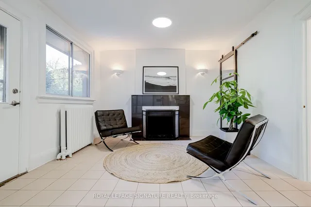 Additional image 26 of 36 Gothic Ave