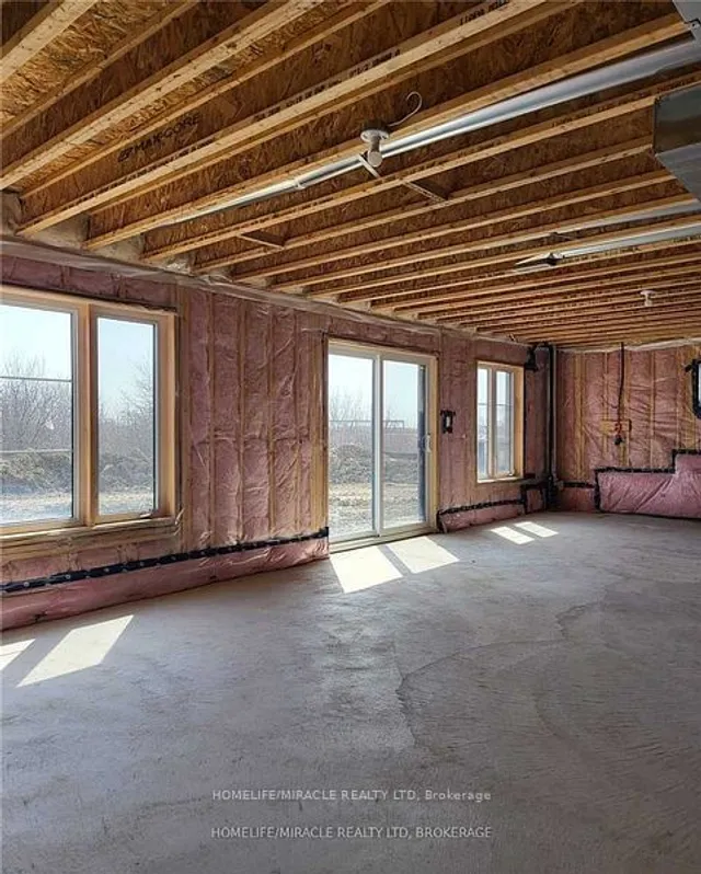 Additional image 22 of 21 Moorcroft Pl