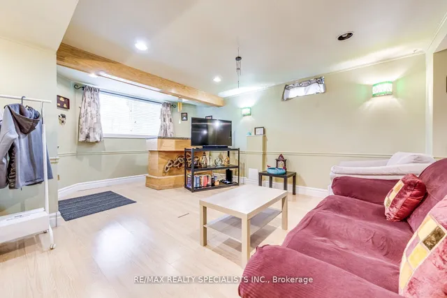 Additional image 30 of 6152 Hardesty Cres