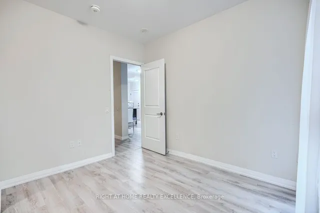 Additional image 18 of 65 Watergarden Dr Unit 201