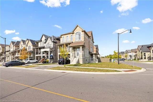 Additional image 37 of 495 Queen Mary Dr