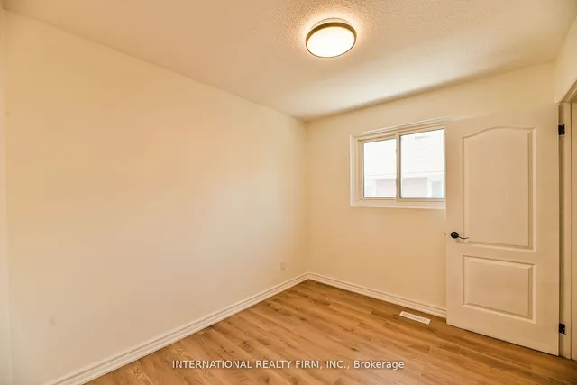 Additional image 17 of 43 Mallard Cres