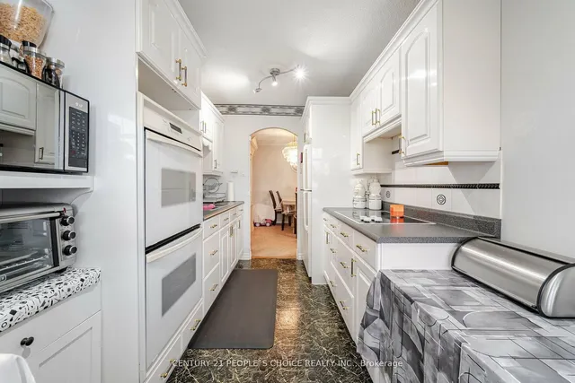 Additional image 13 of 15 Kensington Rd Unit 1508