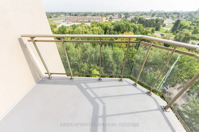 Additional image 31 of 7405 Goreway Dr Unit 716