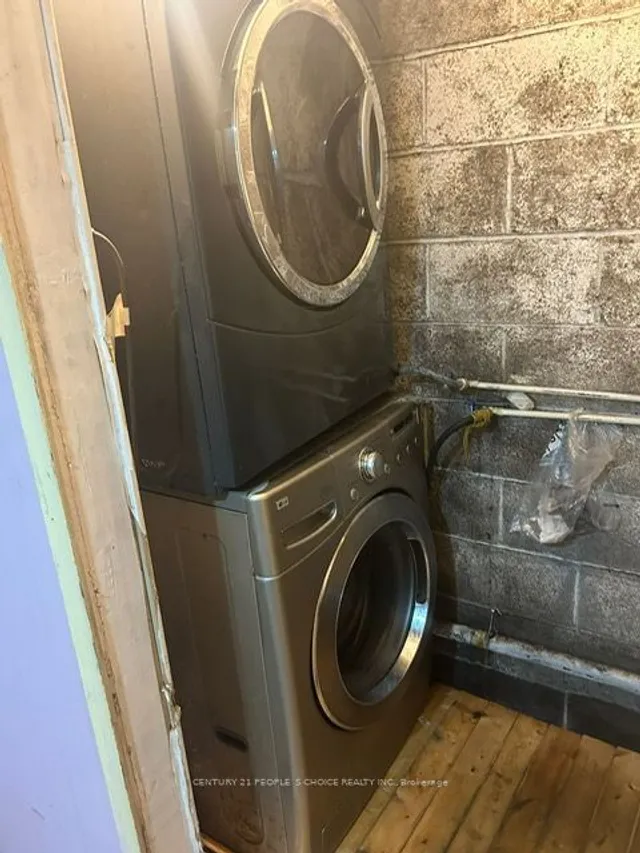 Additional image 38 of 7560 Goreway Dr Unit 24