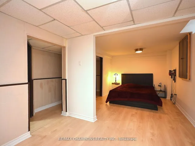 Additional image 22 of 7214 Ridgeland Cres