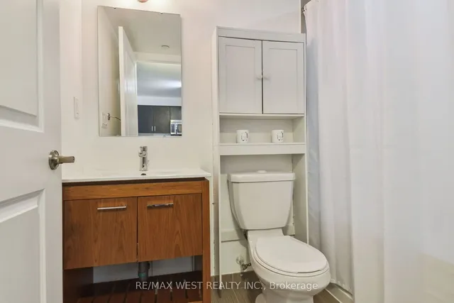 Additional image 13 of 80 Esther Lorrie Dr Unit 321