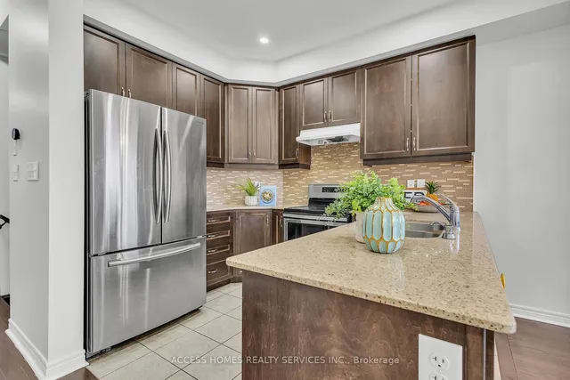 Additional image 14 of 100 Padbury Tr