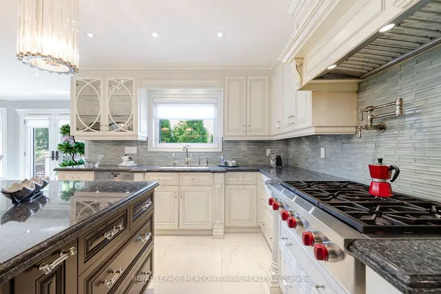 Additional image 14 of 6276 Donway Dr