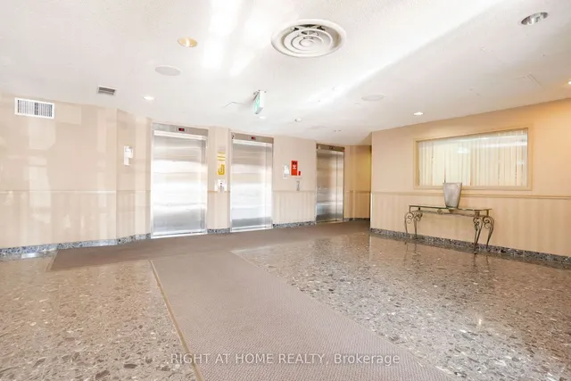 Additional image 7 of 35 Trailwood Dr Unit 513