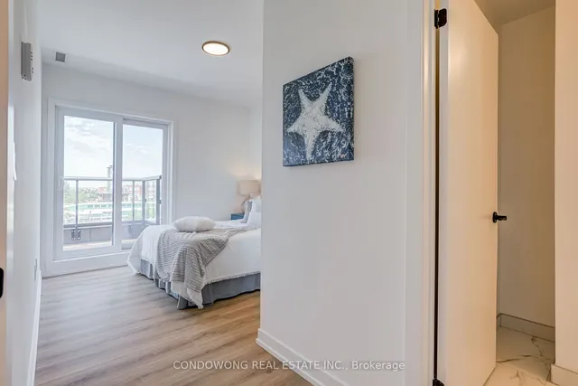 Additional image 19 of 20 Lagerfeld Dr Unit 17