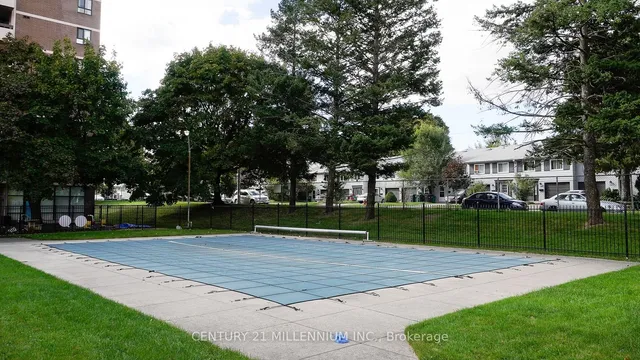 Additional image 38 of 1625 Bloor St Unit 719