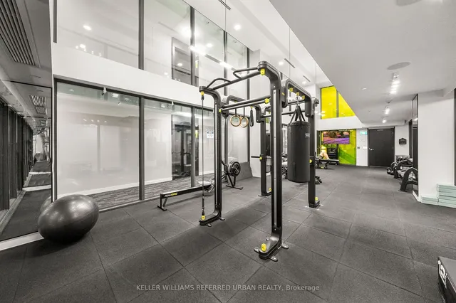 Additional image 27 of 158 Front St Unit 1321