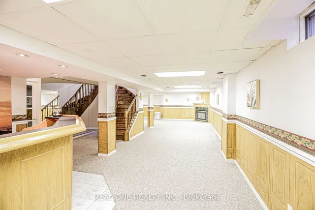 Additional image 37 of 621 Winterton Way