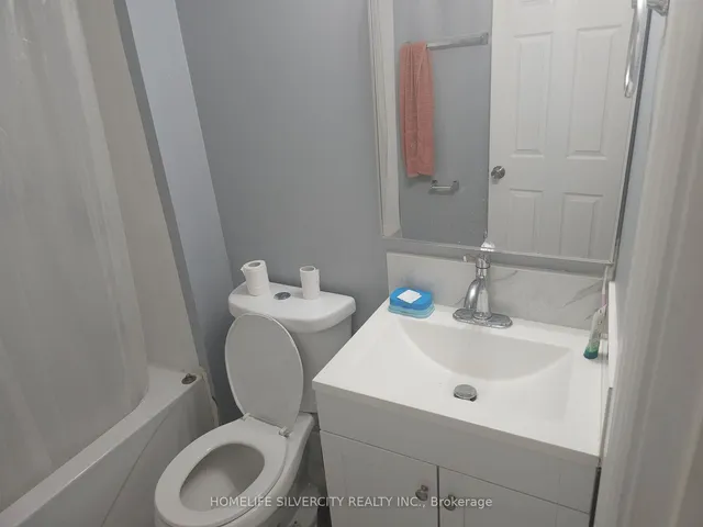 Additional image 10 of 3035 Victory Cres