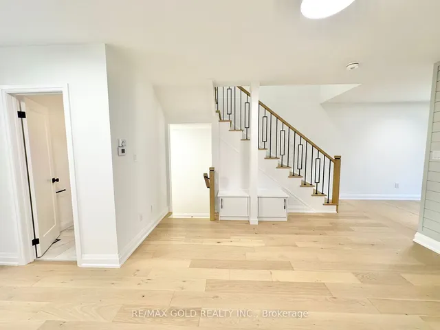 Additional image 8 of 7099 Village Walk