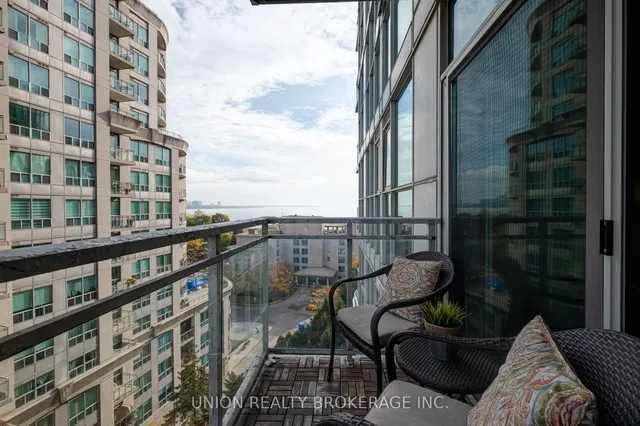 Additional image 22 of 2067 Lake shore Blvd Unit 802