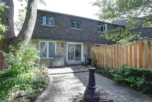 Additional image 35 of 1270 Gainsborough Dr Unit 1