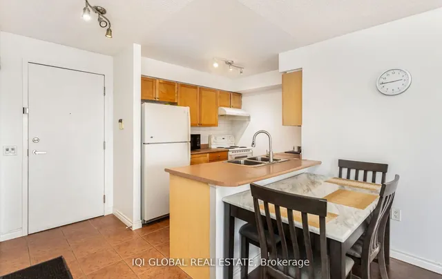 Additional image 17 of 55 Strathaven Dr Unit 301