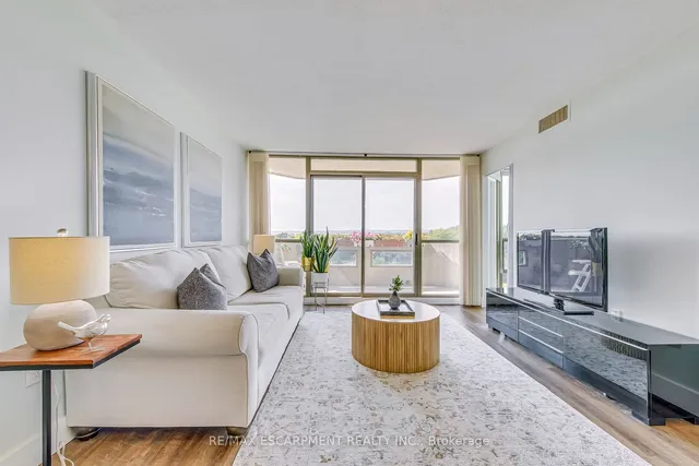 Additional image 10 of 5090 Pinedale Ave Unit 709