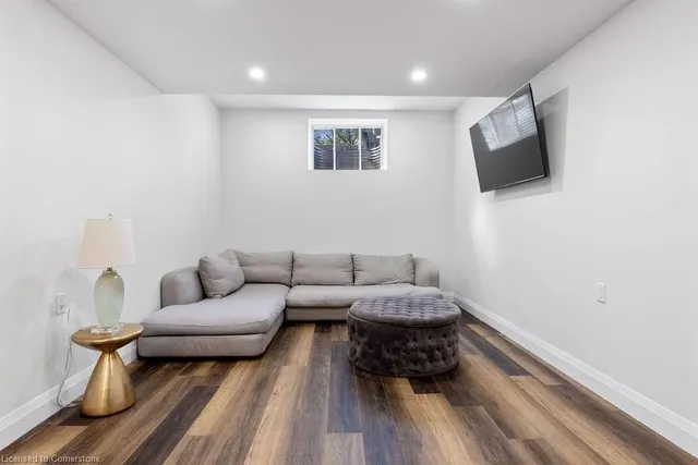 Additional image 32 of 308 Appleby Line