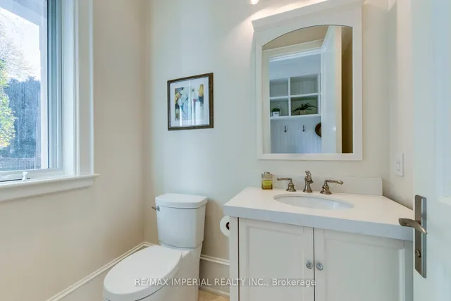 Additional image 17 of 1052 Melvin Ave