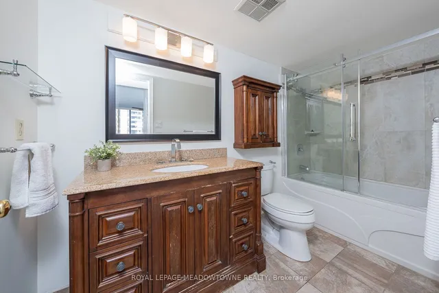 Additional image 20 of 1240 Marlborough Crt Unit 805