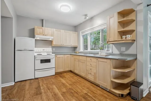 Additional image 25 of 222 Alscot Cres