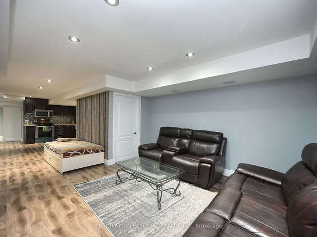 Additional image 32 of 112 Stoneylake Ave