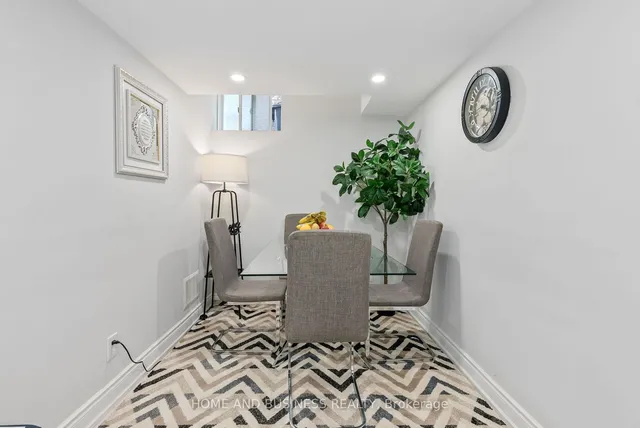 Additional image 33 of 5851 O'meara St