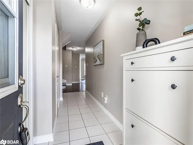 Additional image 3 of 571 Rossellini Dr