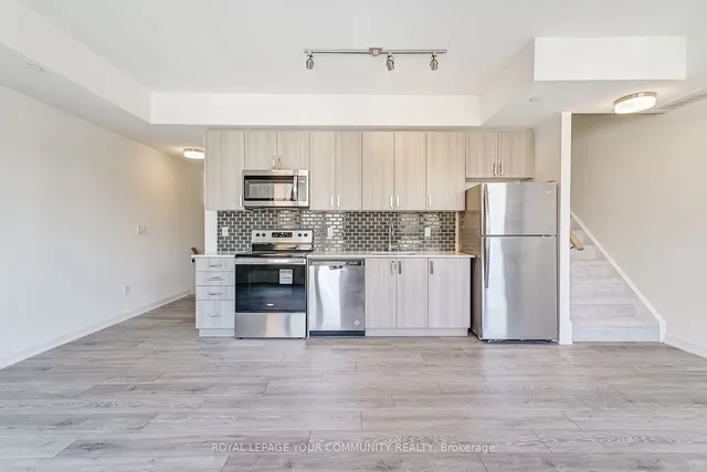 Additional image 5 of 4005 Hickory Dr Unit TH 28