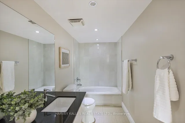 Additional image 21 of 45 Kingsbridge Garden Circ Unit 404