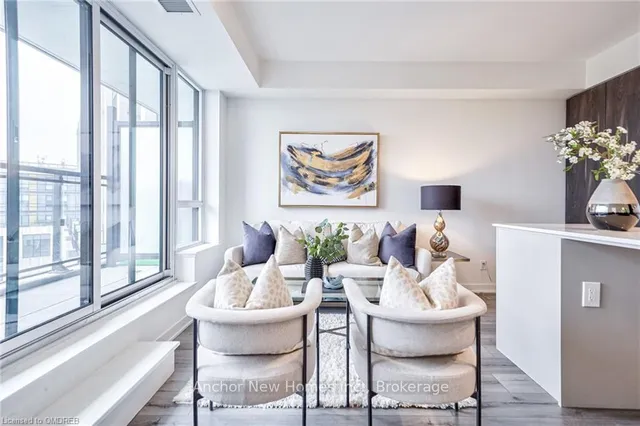 Additional image 18 of 405 DUNDAS St Unit 435