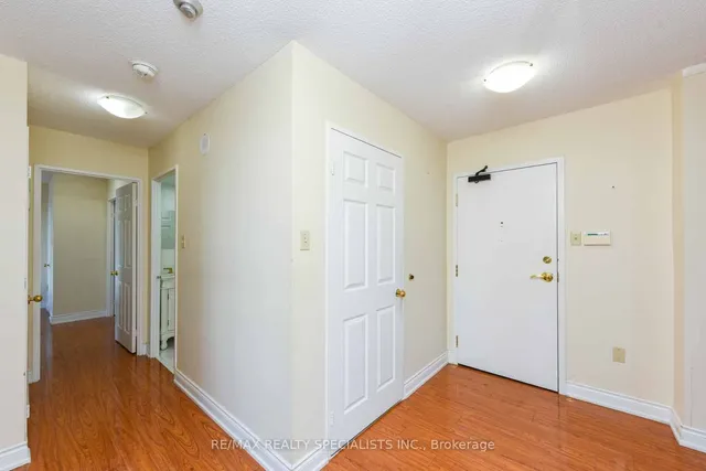 Additional image 12 of 20 Cherrytree Dr Unit 1010