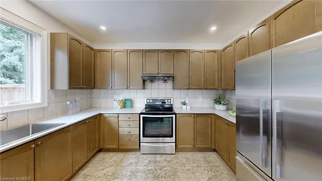 Additional image 14 of 2238 Lyndhurst Dr