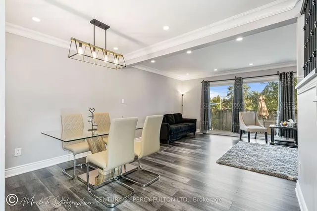 Additional image 14 of 59 Kenninghall Blvd Unit 2