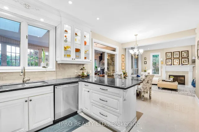 Additional image 16 of 690 Peter Robertson Blvd