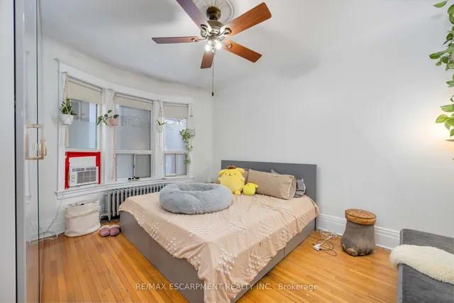 Additional image 6 of 689 Dovercourt Rd