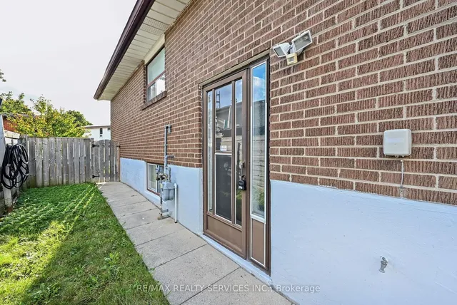 Additional image 26 of 14 Ardglen Dr